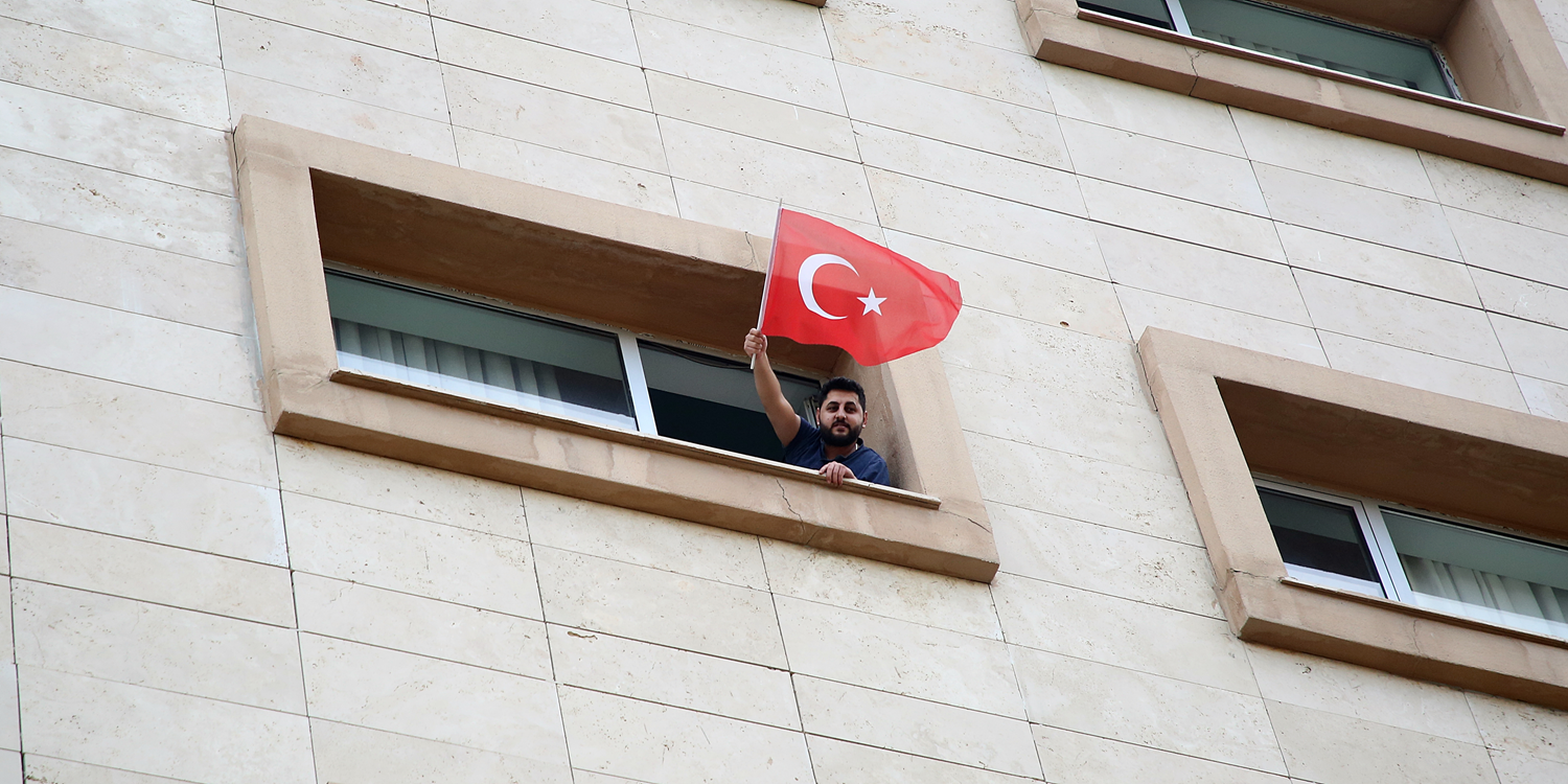 Suudi Arabistan'dan getirilen 252 T�rk vatanda�� Bursa'da yurtlara yerle�tirildi