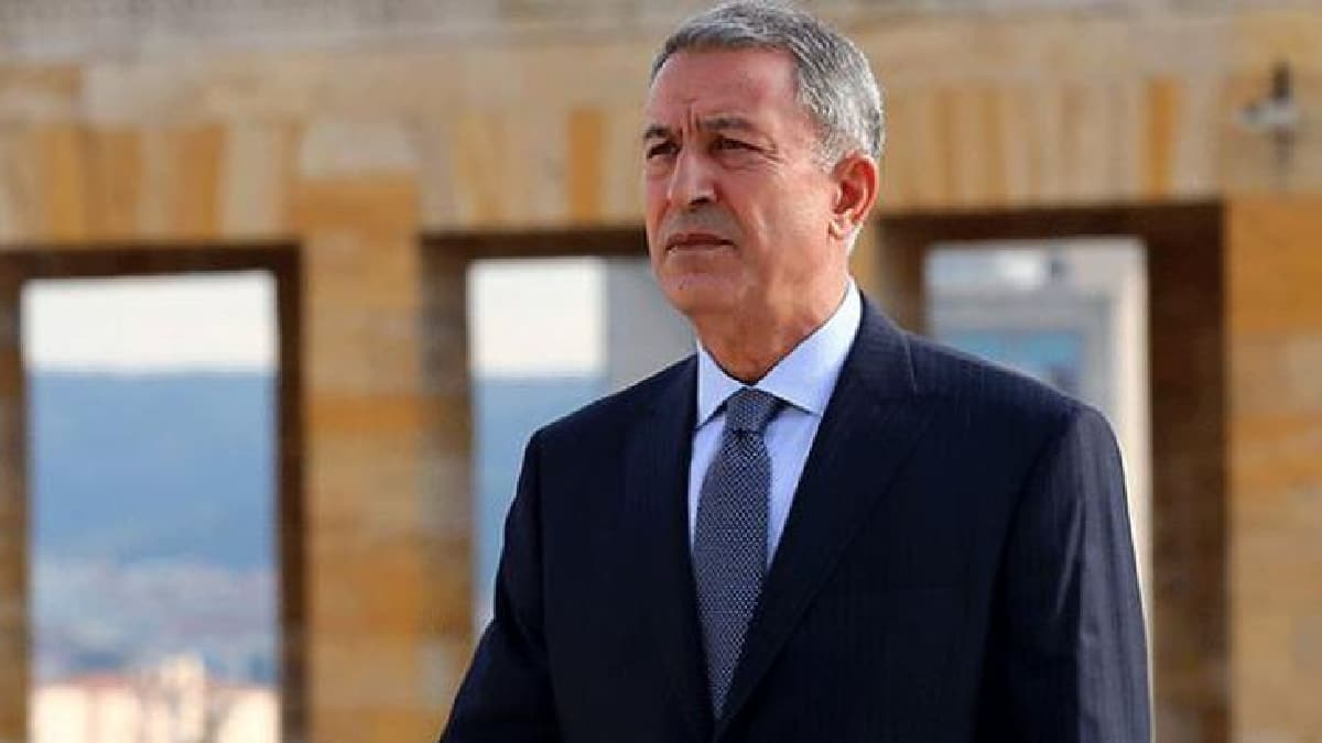 Milli Savunma Bakan� Hulusi Akar, Maltal� mevkida��yla g�r��t�