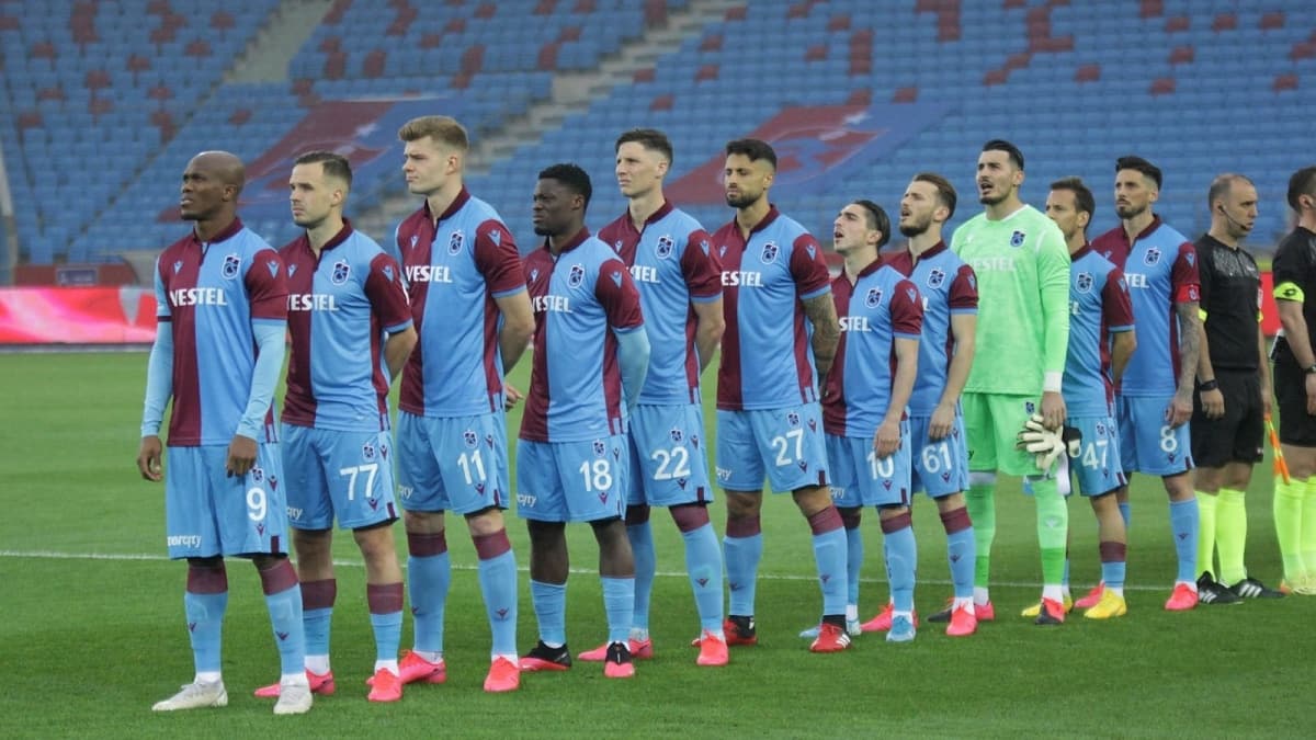 Trabzonspor sahaya iniyor