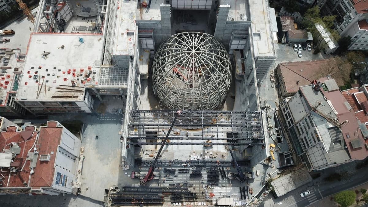 Yeni AKM hzla ykseliyor