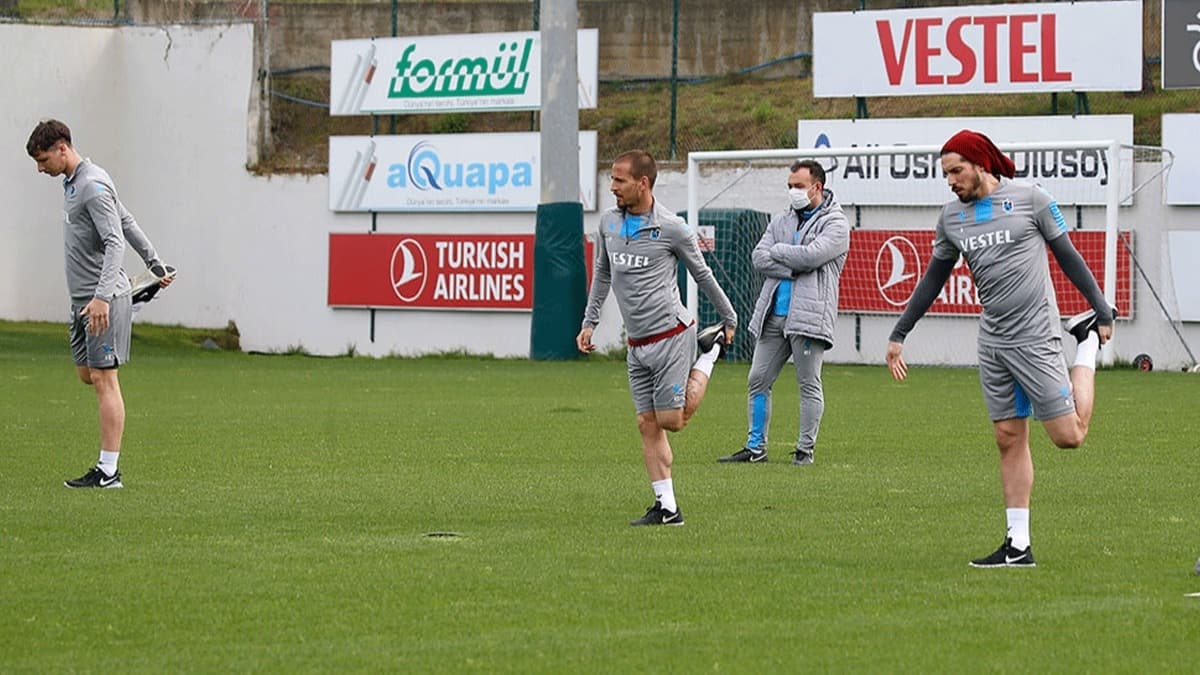 Lider Trabzonspor antrenmanlara yeniden balad