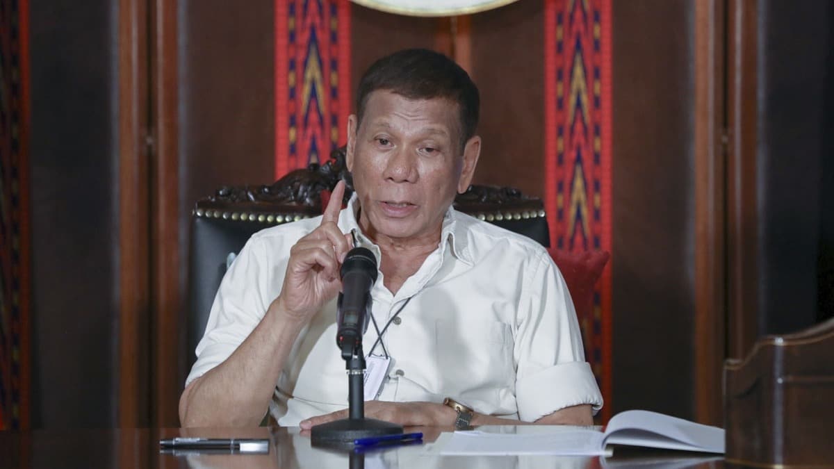 Filipinler'de ABS-CBN'ye radyo ve televizyon yaynn durdurma talimat