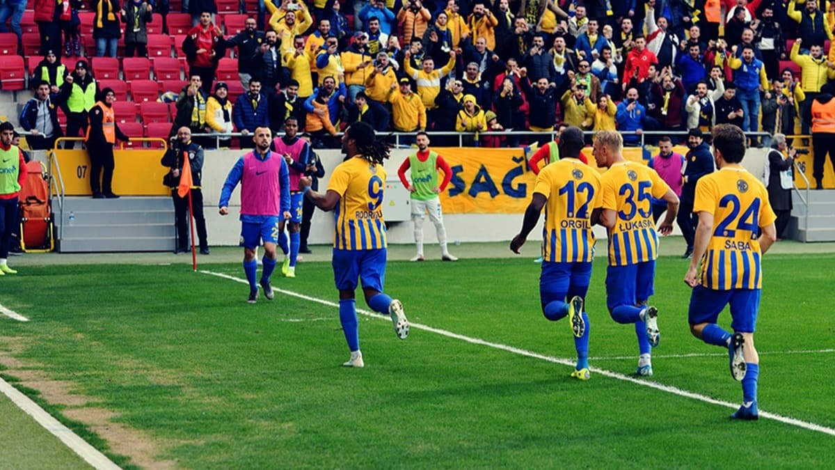Futbol camiasndan Ankaragc'ne gemi olsun mesaj