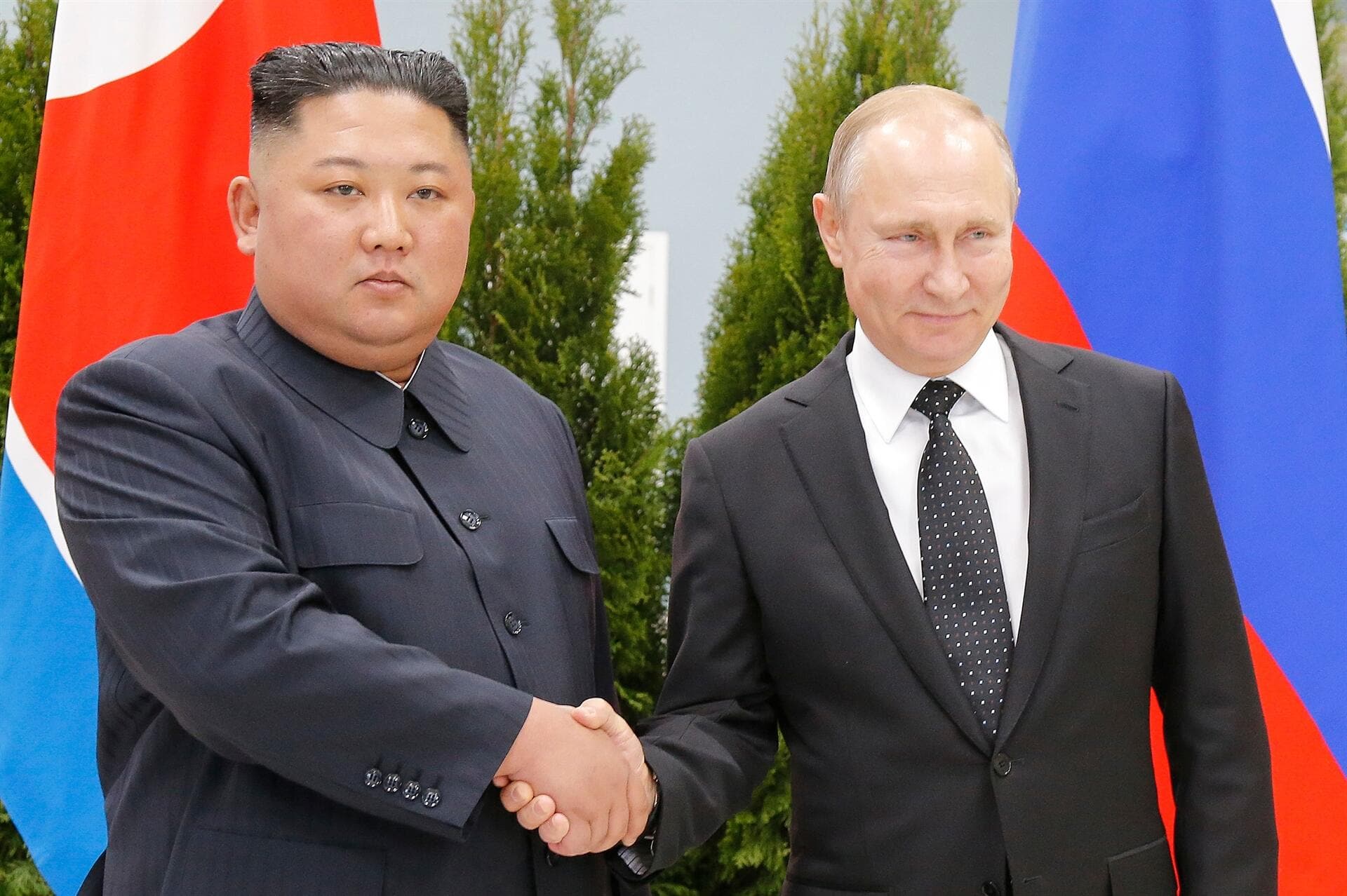 Putin'den Kim Jong-un'a madalya