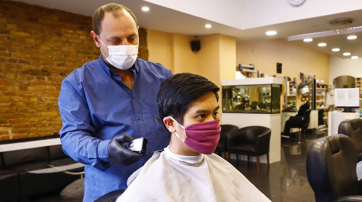 Bakanl�k 81 il valili�ine g�nderdi... ��te berber ve kuaf�rlere giderken dikkat etmeniz gereken kurallar!