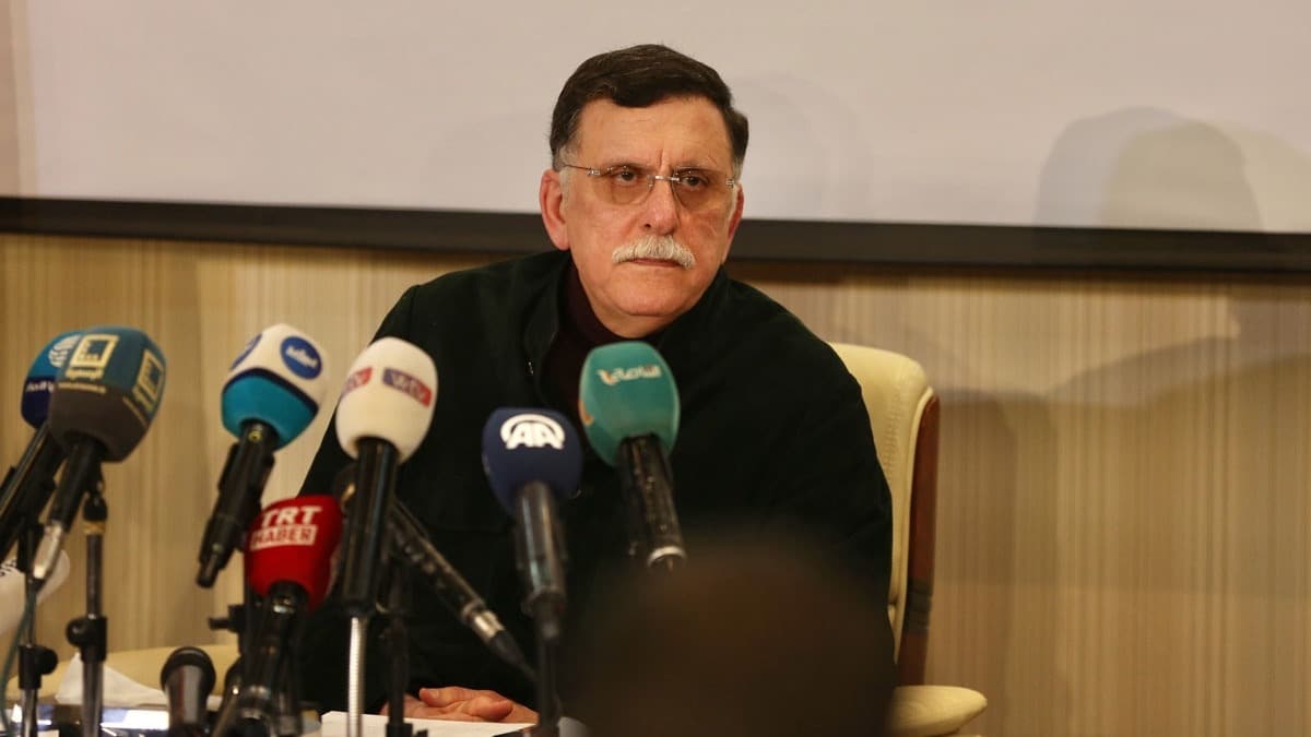 Libya Babakan Serrac, AB'nin rini operasyonunu eletirdi