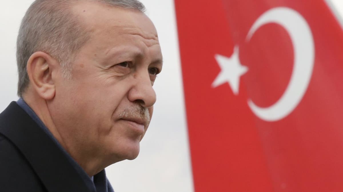 #GeceyebirErdoanSelam Twitter'da gndem oldu: Bakan Erdoan paylamlar karlksz brakmad