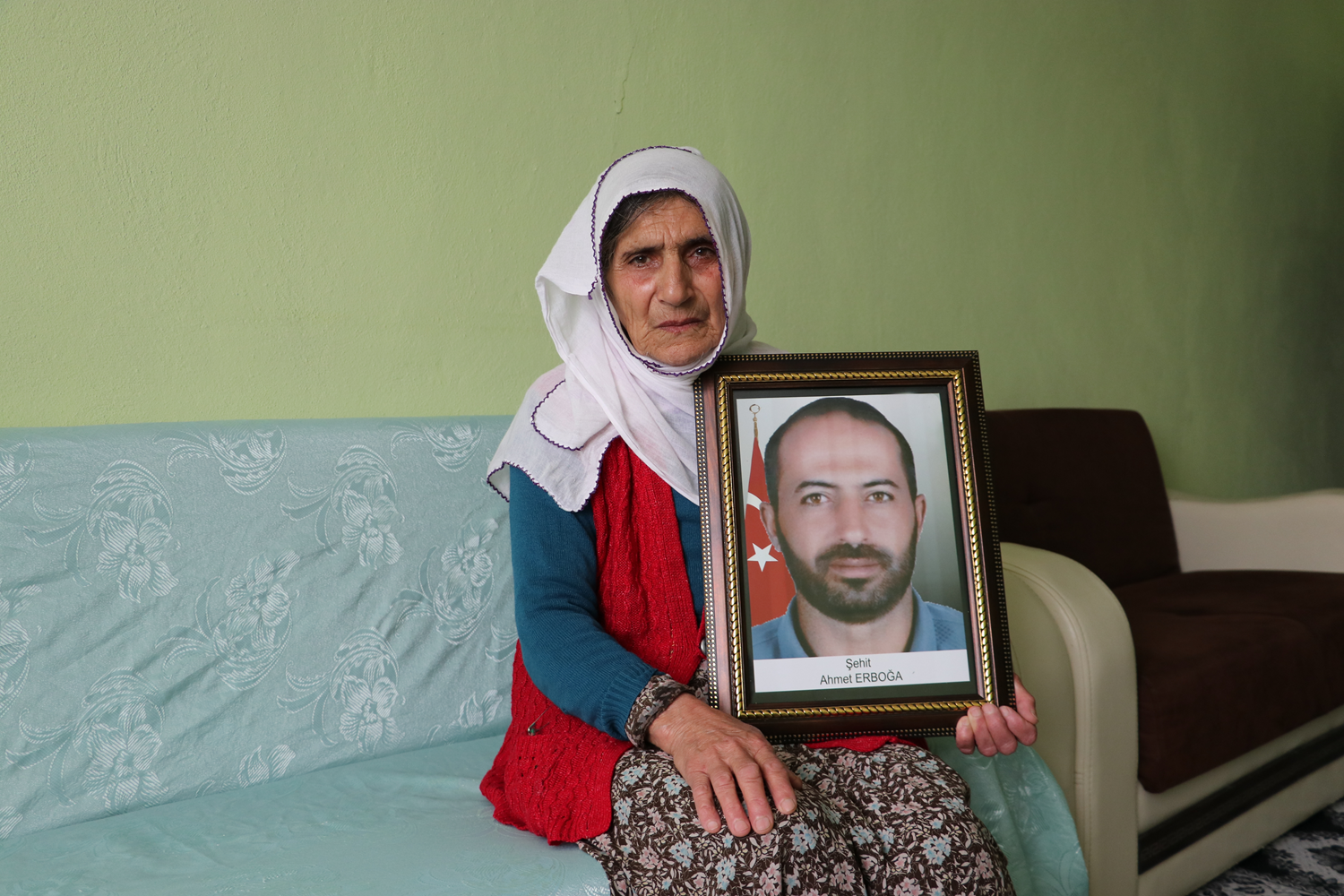 Ter�r sald�r�s�nda sevdiklerini yitiren anneler 'Anneler G�n�'ne buruk girecek