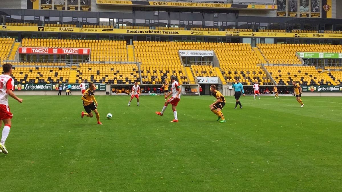 Dynamo Dresden'de iki futbolcunun koronavirs testi pozitif kt