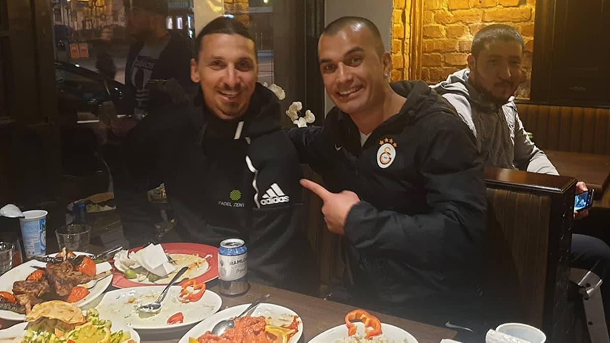 Ibrahimovic Trk restorannda iftar sofrasnda