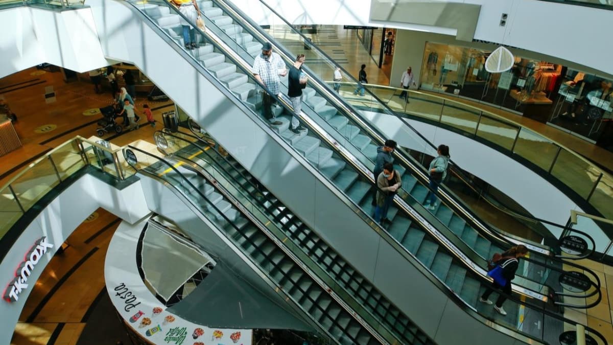 Almanya'da AVM'ler ald 