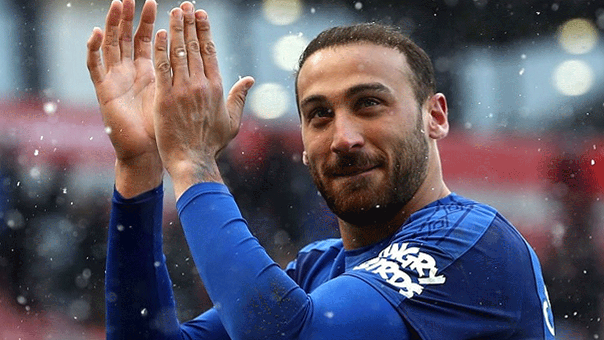 Cenk Tosun en be�endi�i T�rk futbolcular� a��klad�!