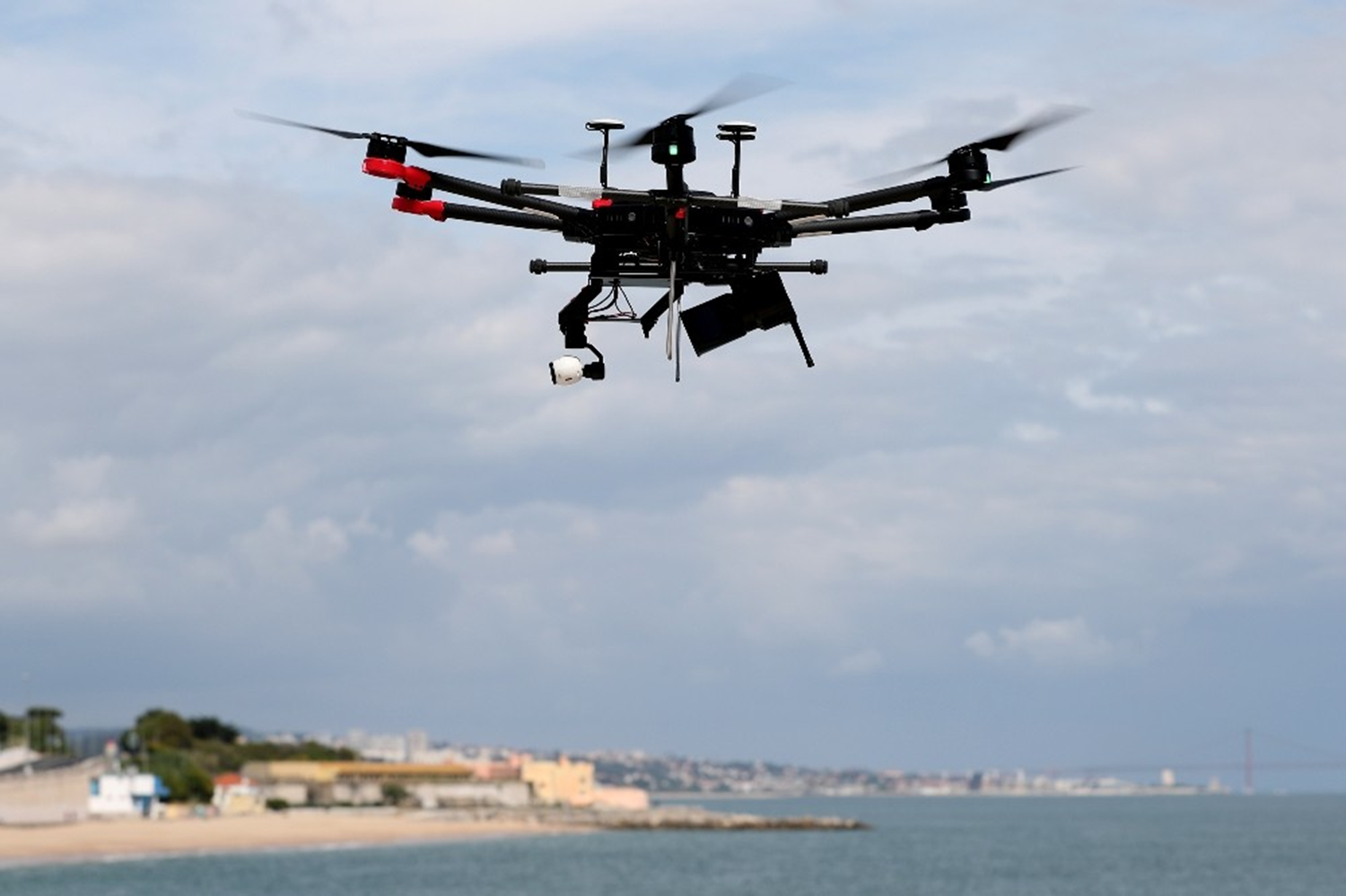 AB'den 'drone' karar�