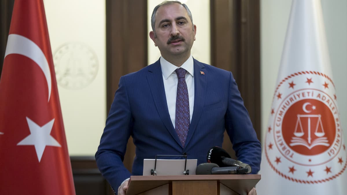 Adalet Bakan� G�l bayram sonras�n� i�aret etti