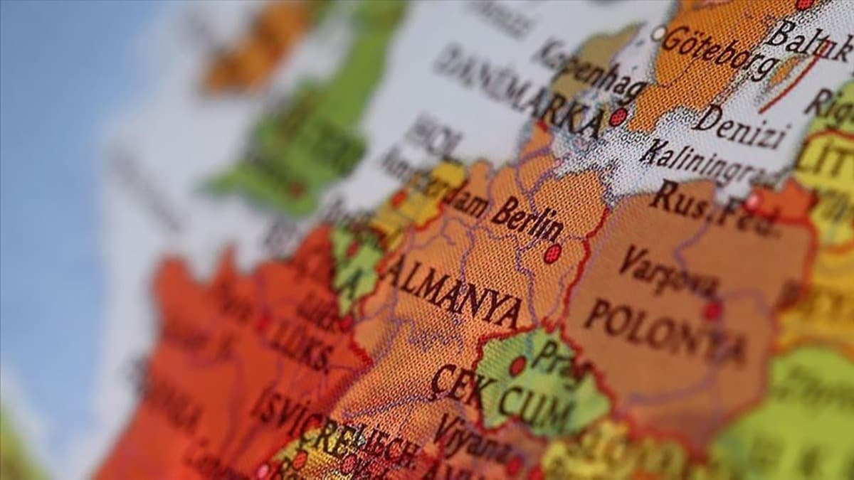 Almanya'da Trk derneine molotofkokteylli saldr