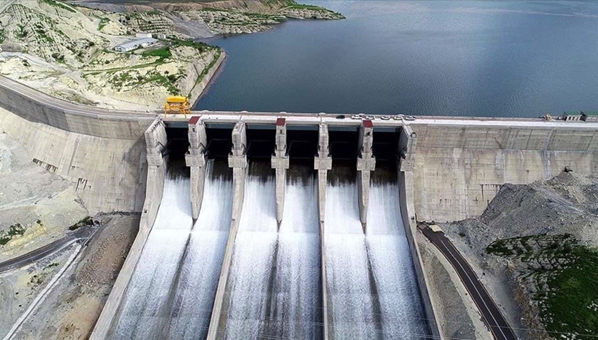 �lke ekonomisine 233 milyar liral�k katk�