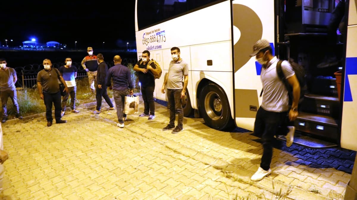 Irak'tan getirilen vatandalar karantina srelerini geirecekleri yurda yerletirildi