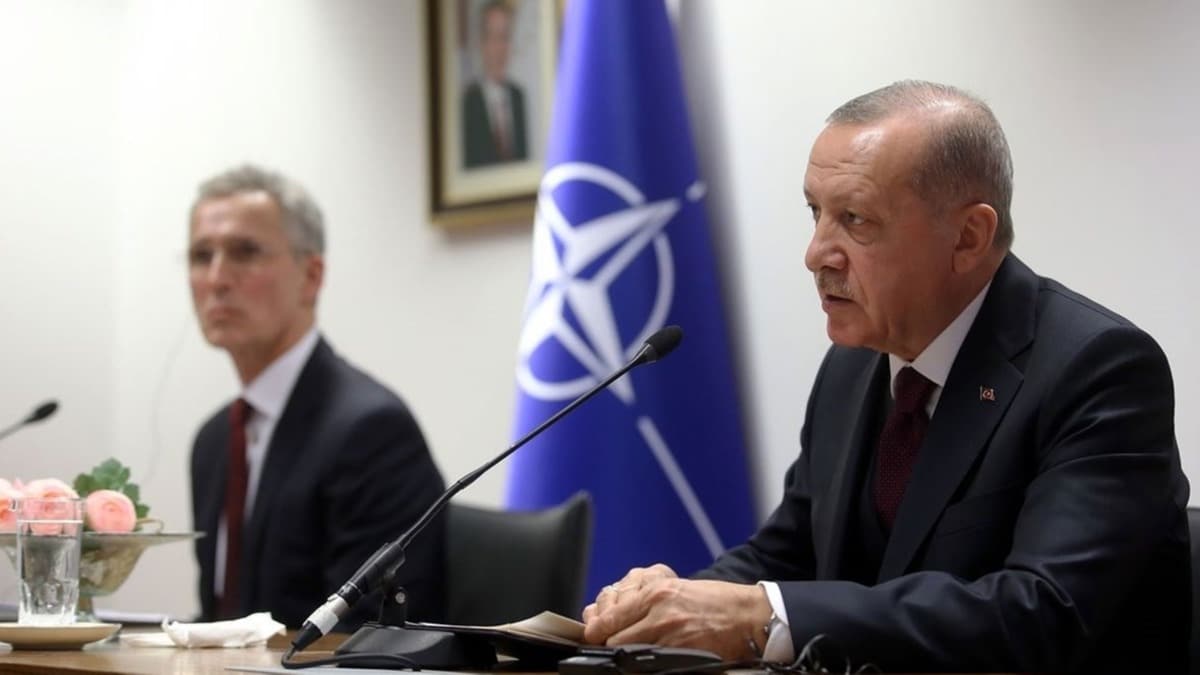 Cumhurbakan Erdoan'dan kritik NATO grmesi!