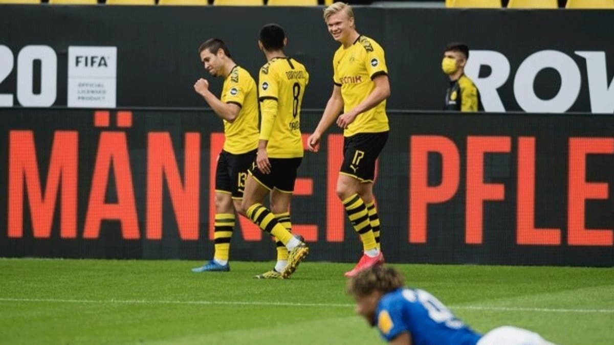 Ma sonucu: Borussia Dortmund 4-0 Schalke 04 