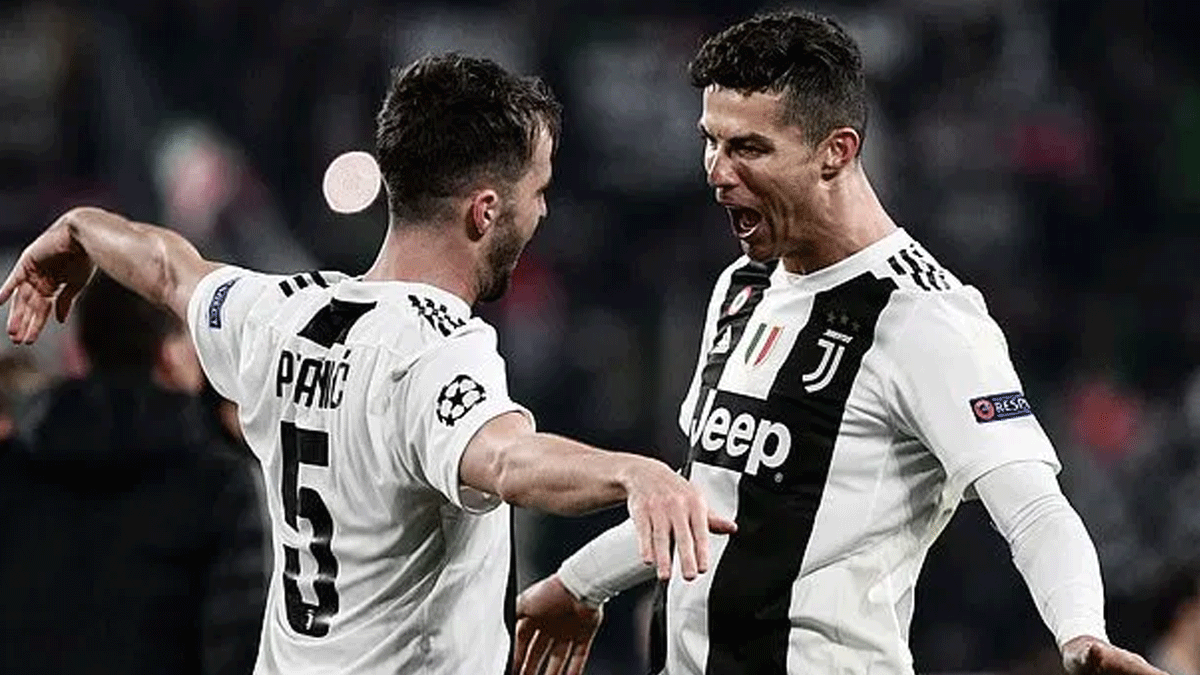 Juventus ve Barcelona anla�ma sa�lad�