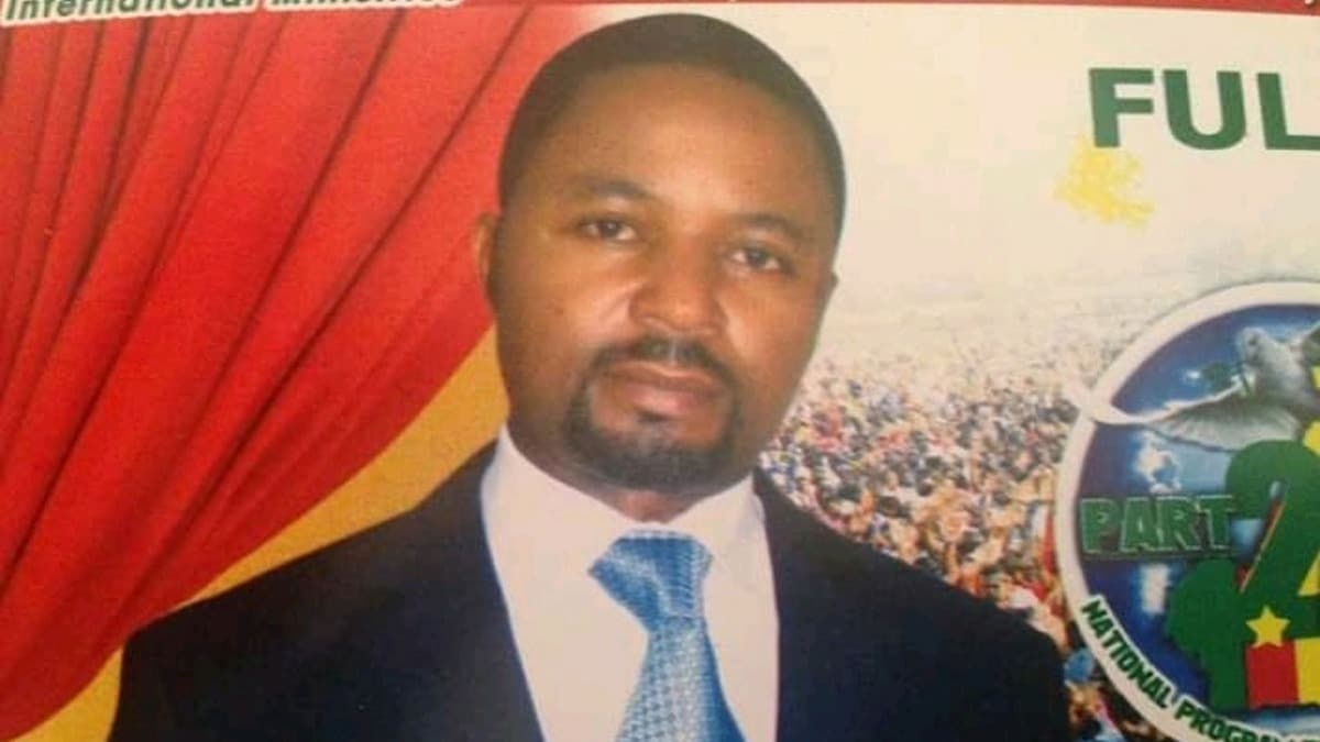 Kamerun'da Kovid-19'dan len ''sahte peygamber''in cenazesi polislerce sempatizanlarndan alnarak gmld