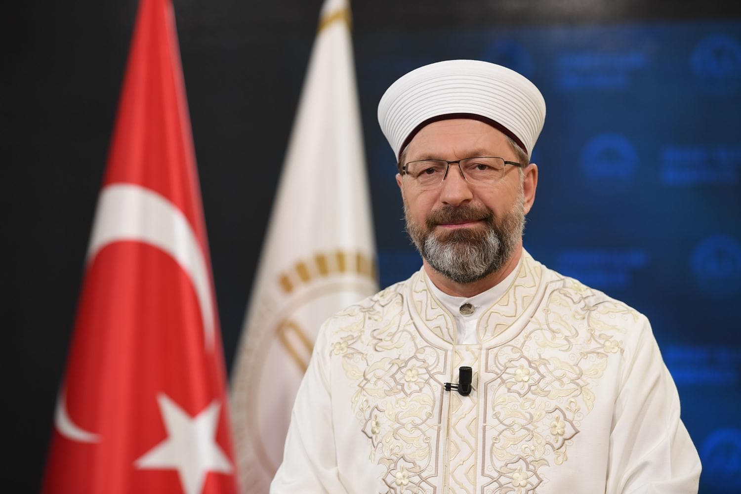 Diyanet ��leri Ba�kan� Erba�'tan 'Kadir Gecesi' mesaj�