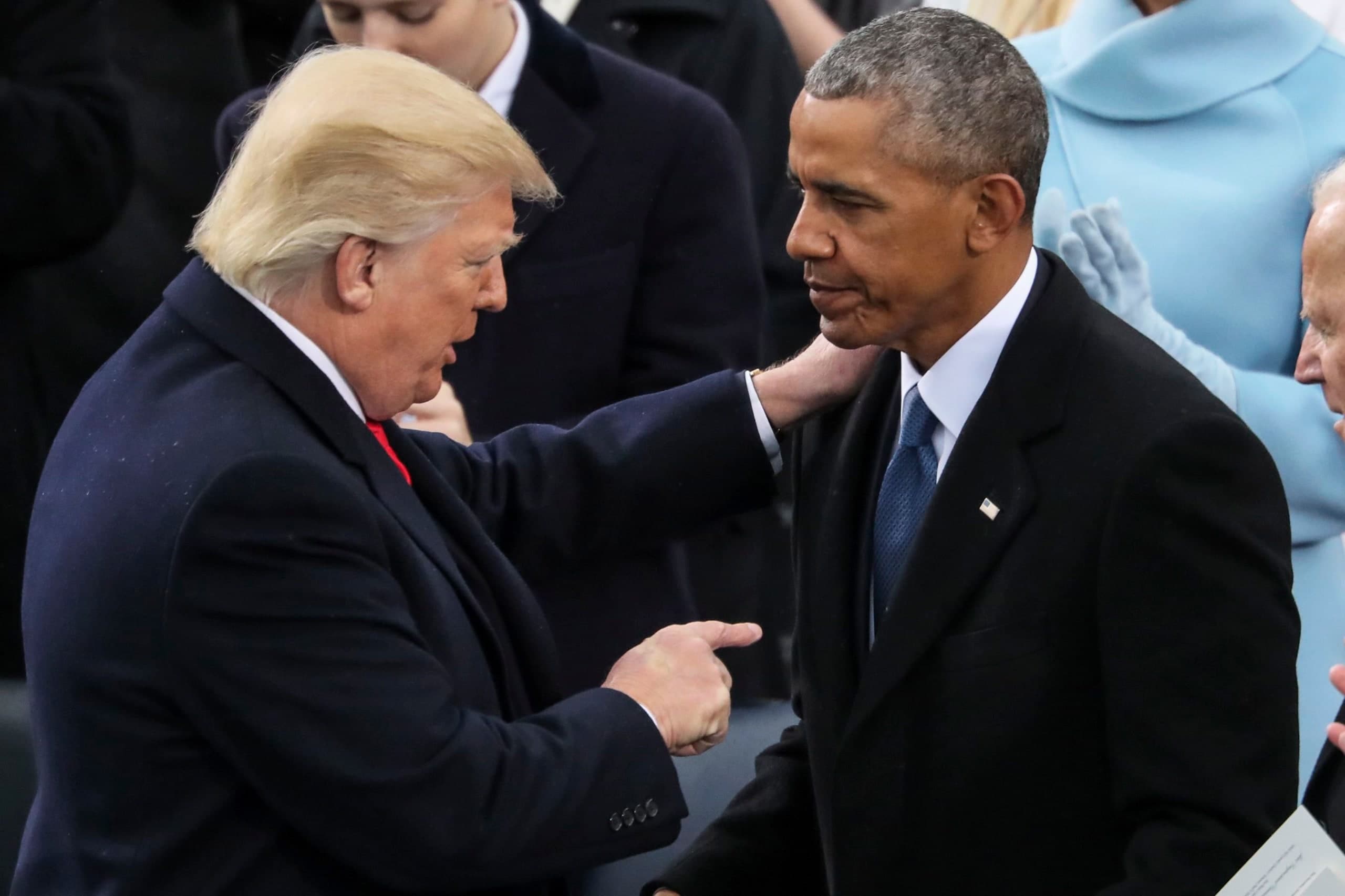 Trump-Obama polemi�i Obama'n�n portre asma t�renini erteleyebilir