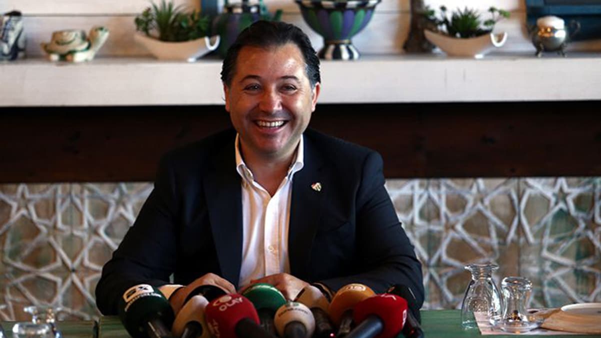�a�lar Akbaba Be�ikta�'a m� transfer oluyor? Bursaspor a��klad�