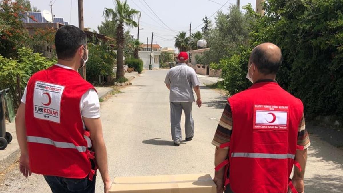 Trk Kzlay'ndan KKTC'deki ihtiya sahibi 2 bin aileye erzak yardm 