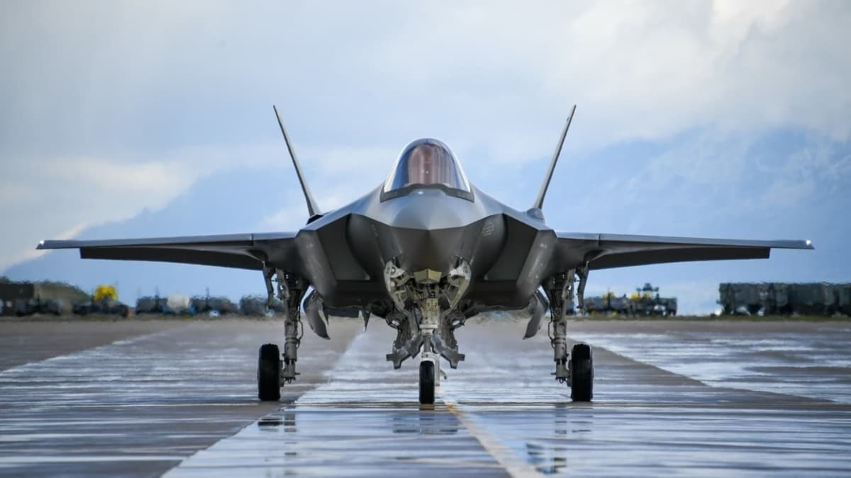 ABD'li savunma devi Lockheed Martin F-35 retimini yavalatyor