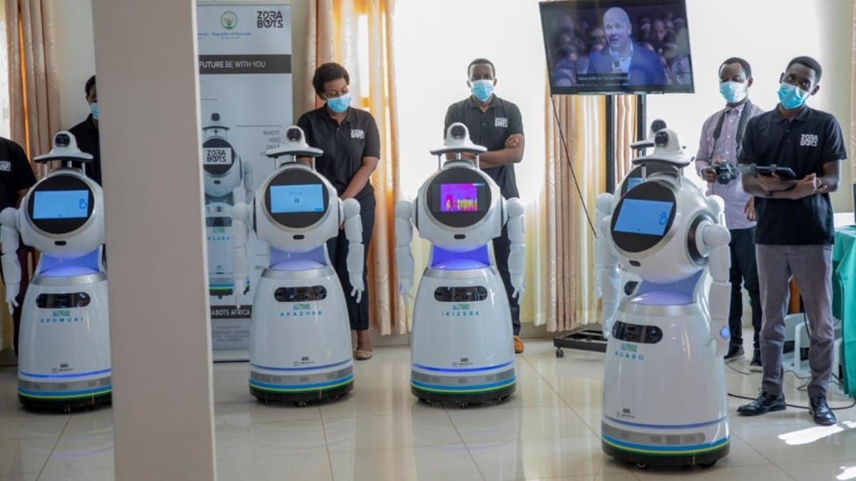 Doktorlarn giremedii yerlere girecekler: Ruanda'da koronavirse kar robotlar devrede