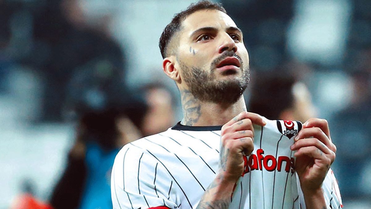 Ricardo Quaresma futbolu Be�ikta�'ta b�rakmak istiyor