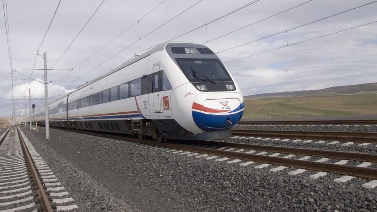 Konya-Karaman hzl tren hattnn yl sonunda almas planlanyor
