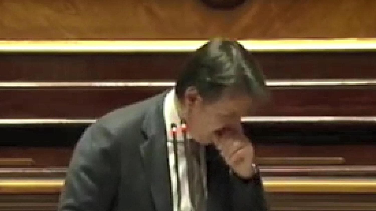 K�rs�de �ks�r�k krizine girdi, vekiller tepki g�sterdi