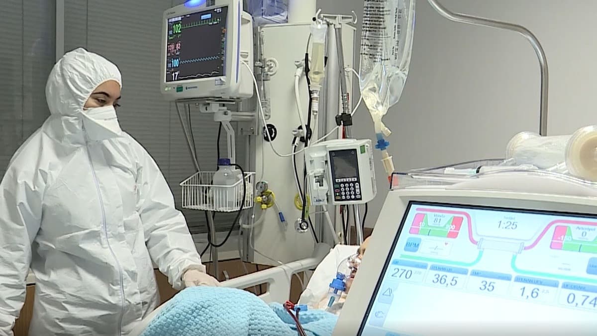 Trkiye'nin ilk pandemi hastanelerinden Tuzla Devlet Hastanesi'nde yzler glyor
