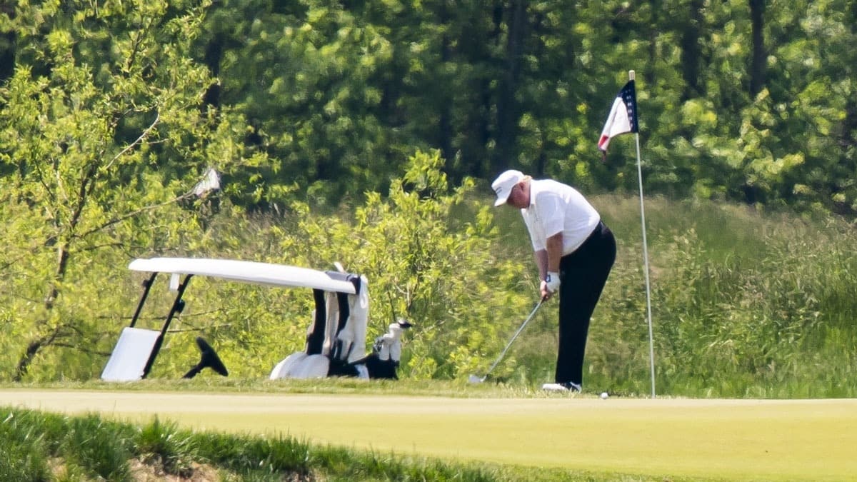Salgn devam ederken Trump'n golf oynamas tepki ekti