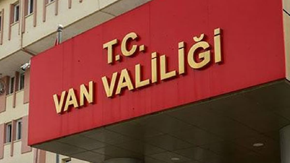 Van Valili�i: Hastaneye gitmek i�in izin istiyorlar, akraba ziyaretine gidiyorlar