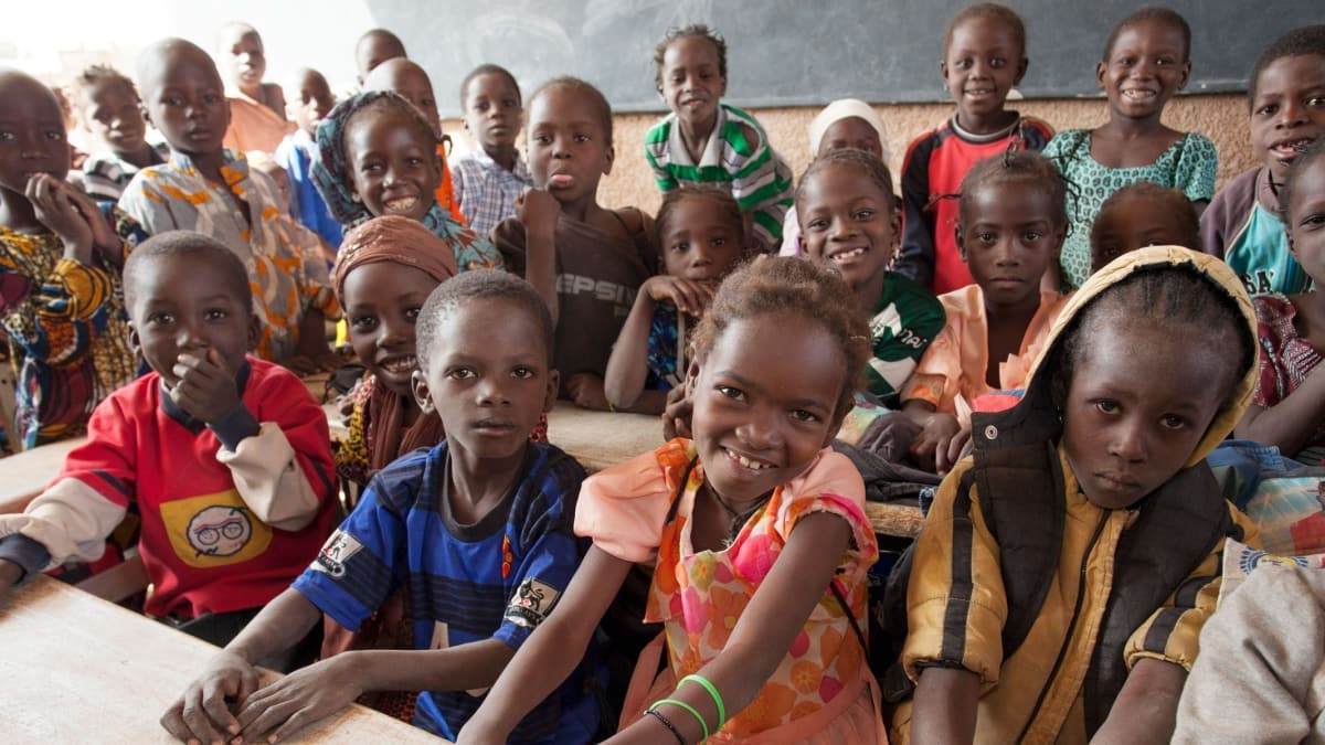 nsan Haklar zleme rgt: Burkina Faso'da 350 bin renci okula gidemiyor