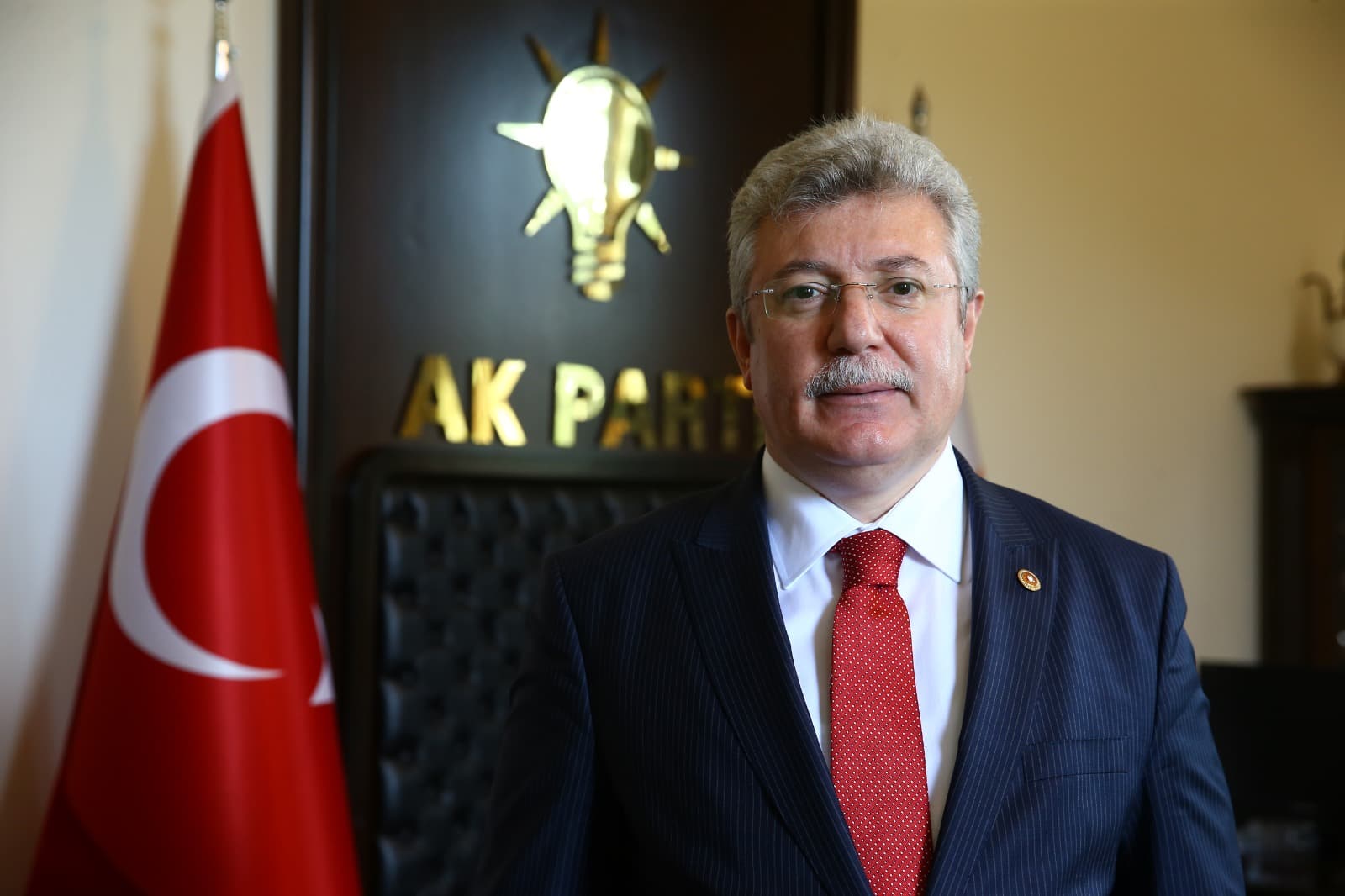AK Parti Grup Ba�kanvekili Emin Akba�o�lu: CHP demokrasiyi i�ine sindirememi� bir partidir
