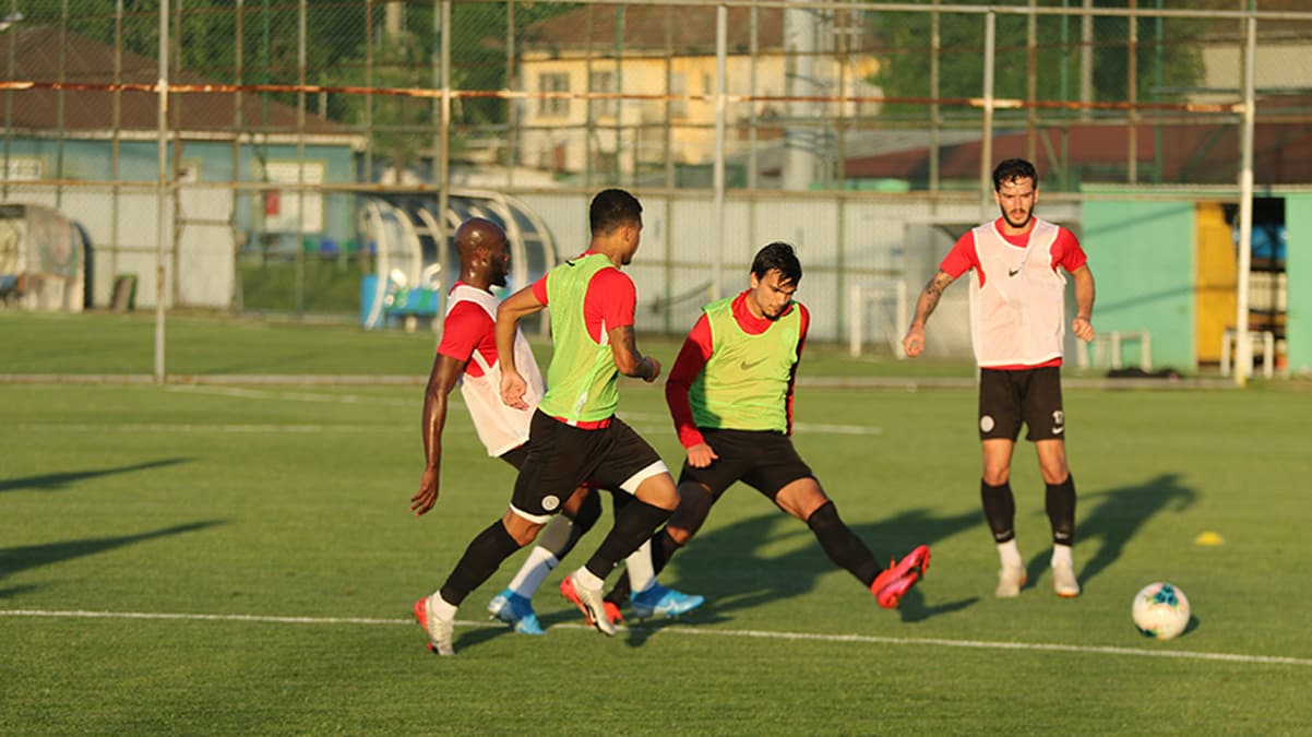 Rizespor'dan pas �al��mas�