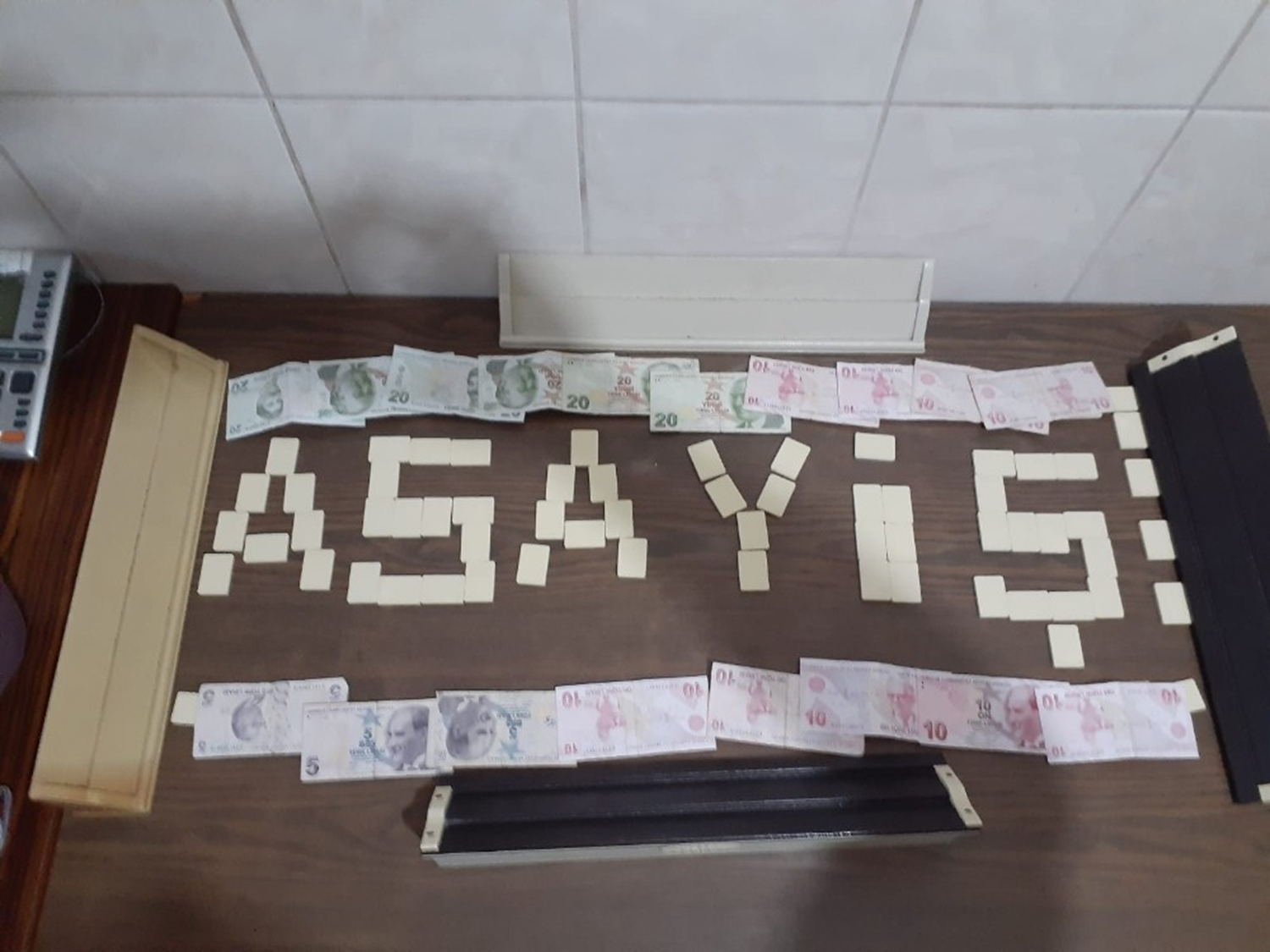 Zonguldak'ta kumar oynad��� iddias�yla 5 ki�iye para cezas� kesildi