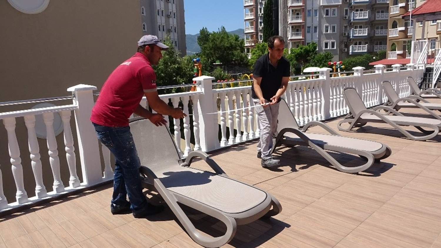 Antalya'da kapal� olan oteller 'g�venli tatil' bilinciyle sezona haz�rlan�yor