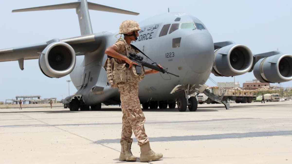 BAE ve Suudi Arabistan'dan '�s sava�lar�'... G�zlerini stratejik b�lgeye diktiler