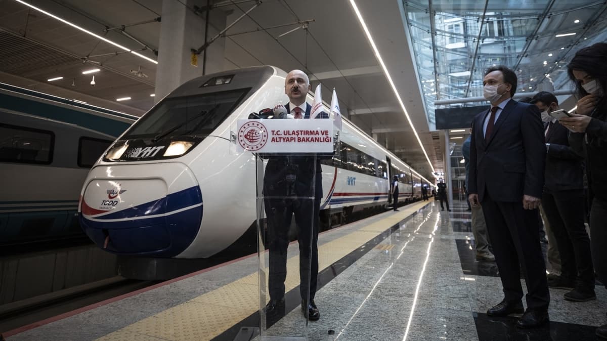 Yksek Hzl Tren seferleri yeniden balad: Bakan Karaismailolu'ndan 'bilet fiyat' aklamas