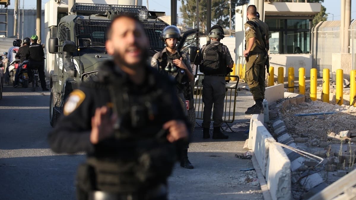 srail askerleri Bat eria'da bir Filistinliyi ehit etti 