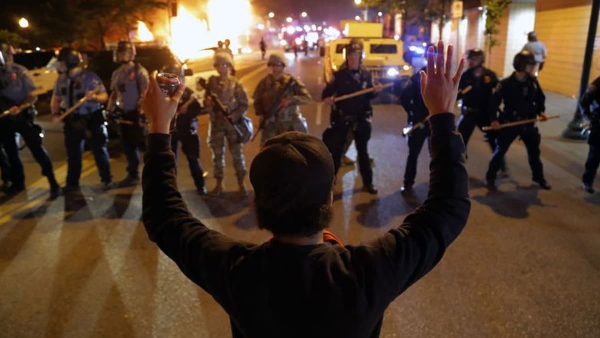 ABD'de artan protestolara askeri mdahale olabilir iddias