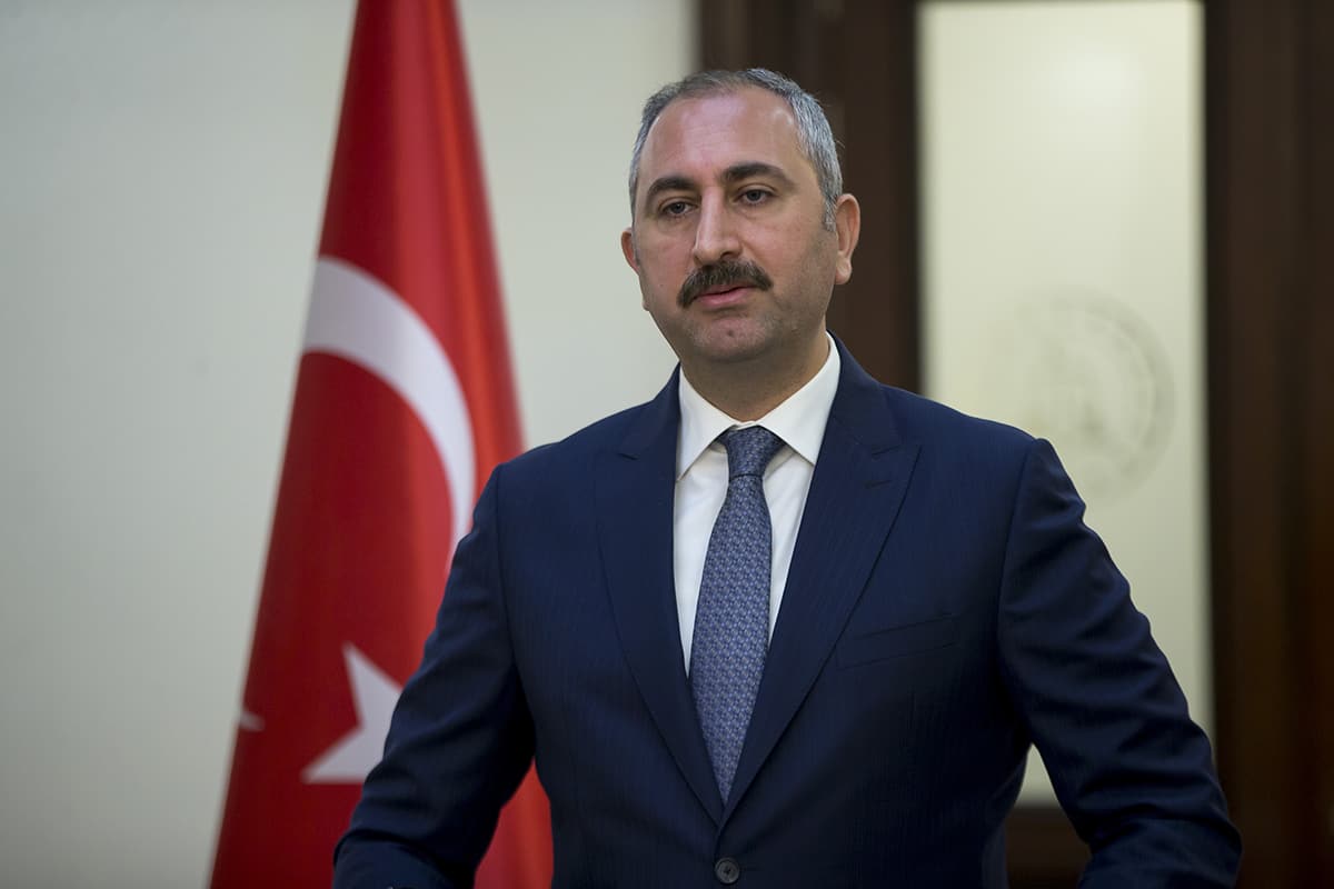 'Hukuk �n�nde hesap verecekler'