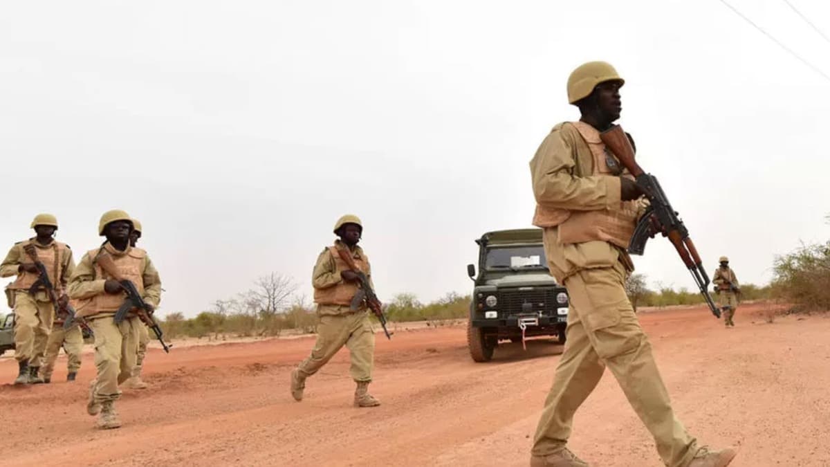 Burkina Faso'da terr saldrsnda 15 kii ld