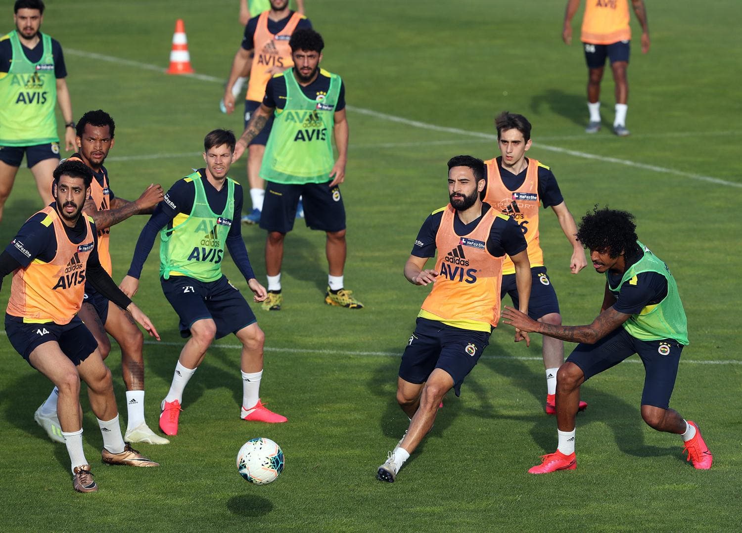 Fenerbah�e'de S�per Lig haz�rl�klar� devam ediyor