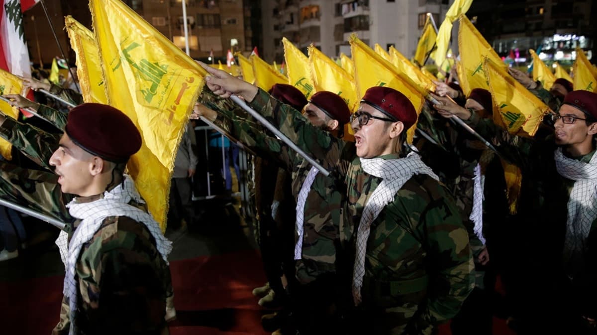 Lbnan'daki ii Hizbullah rgt protesto edildi